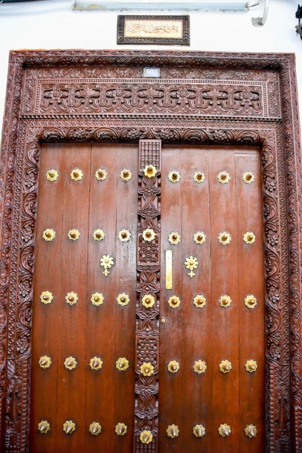Minara Miwili - Forodhani Park * Zanzibar