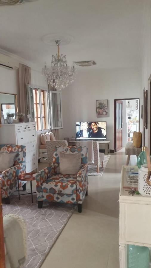 Apartment A Cozy 2 Bedroom In Stone Town *