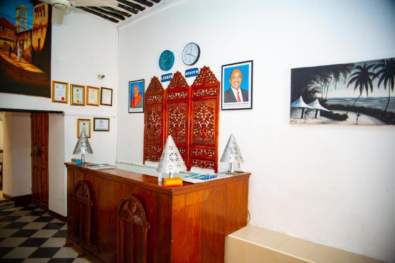 La Neisha * Zanzibar