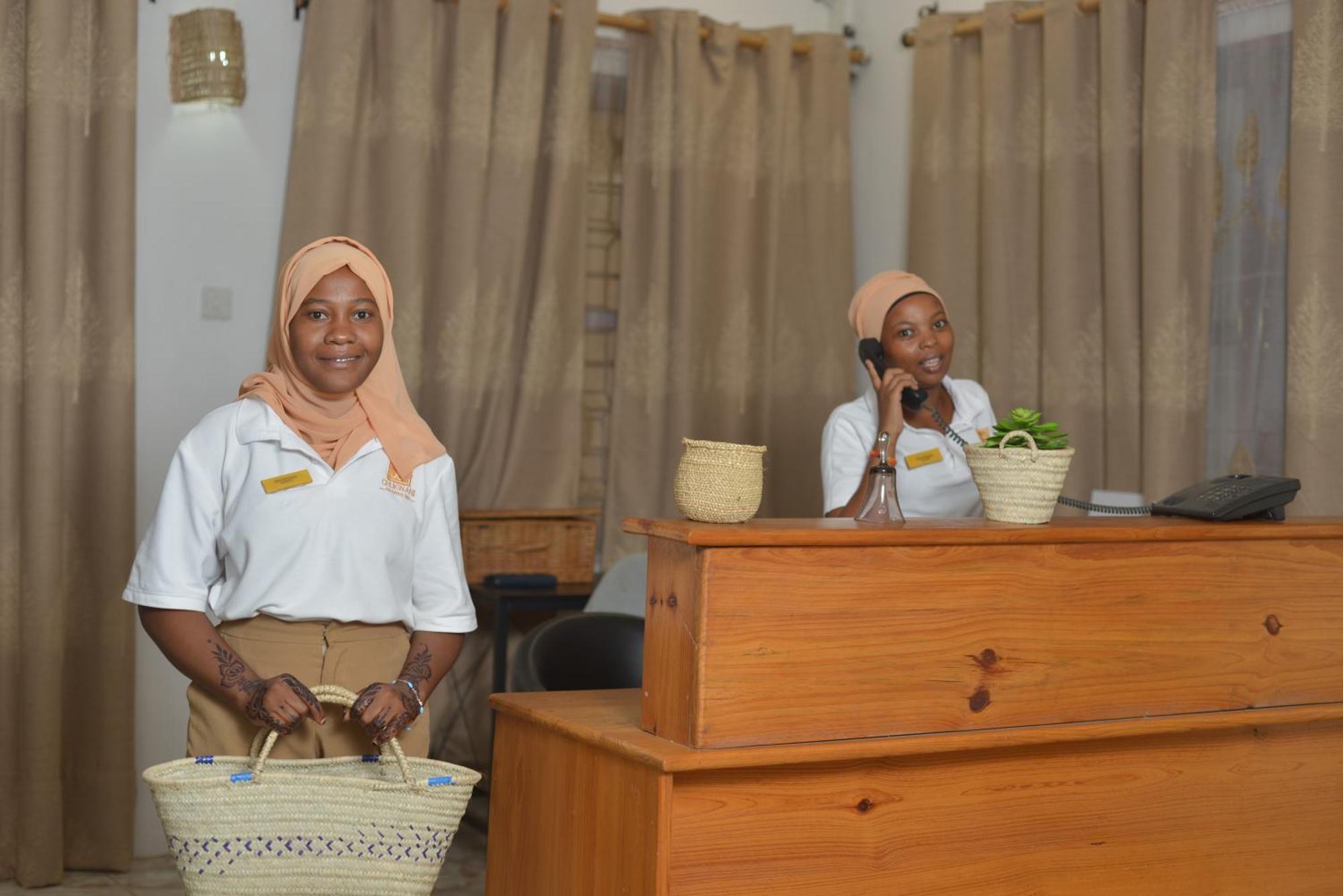 Chukwani Executive Inn 3*