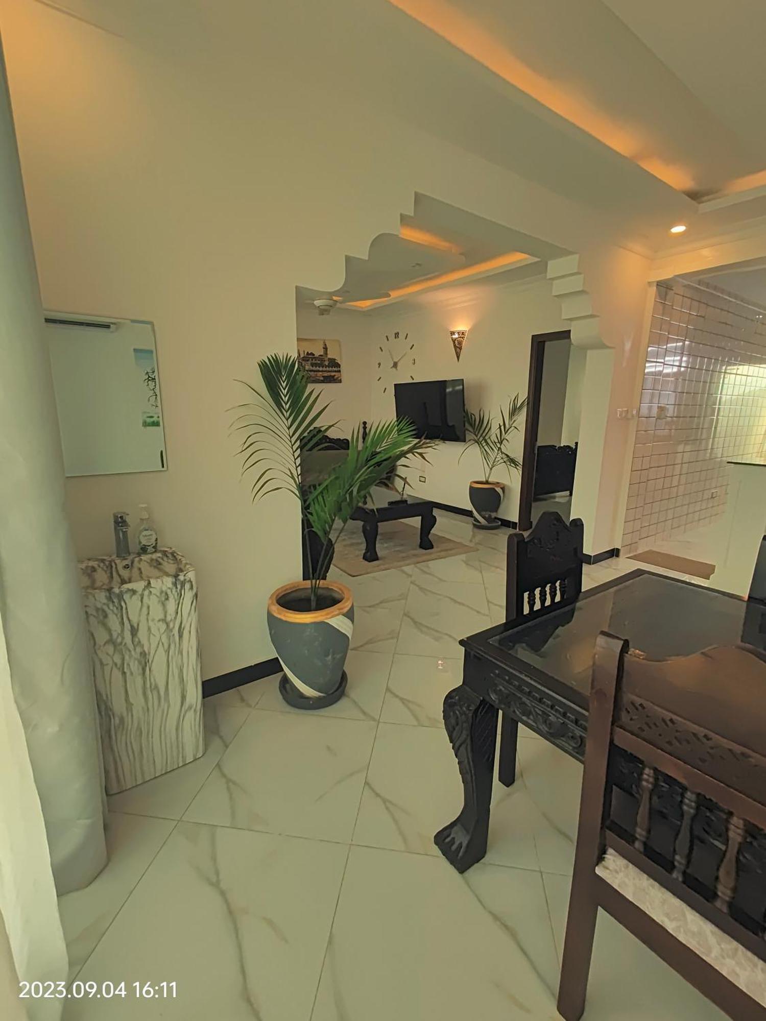 Ayaa Luxury 4th Floor Apartment Zanzibar