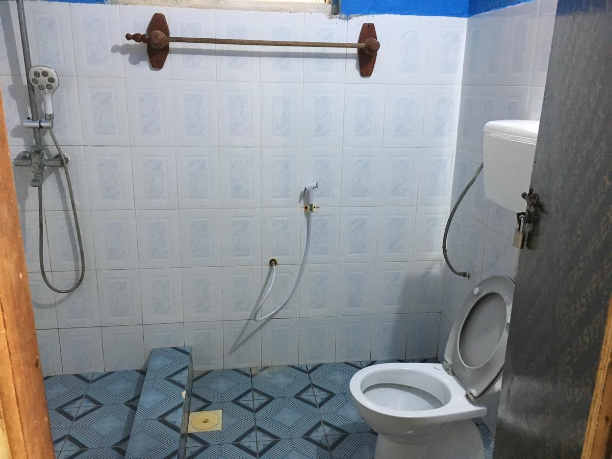 White Blue Bungalows Bed & Breakfast