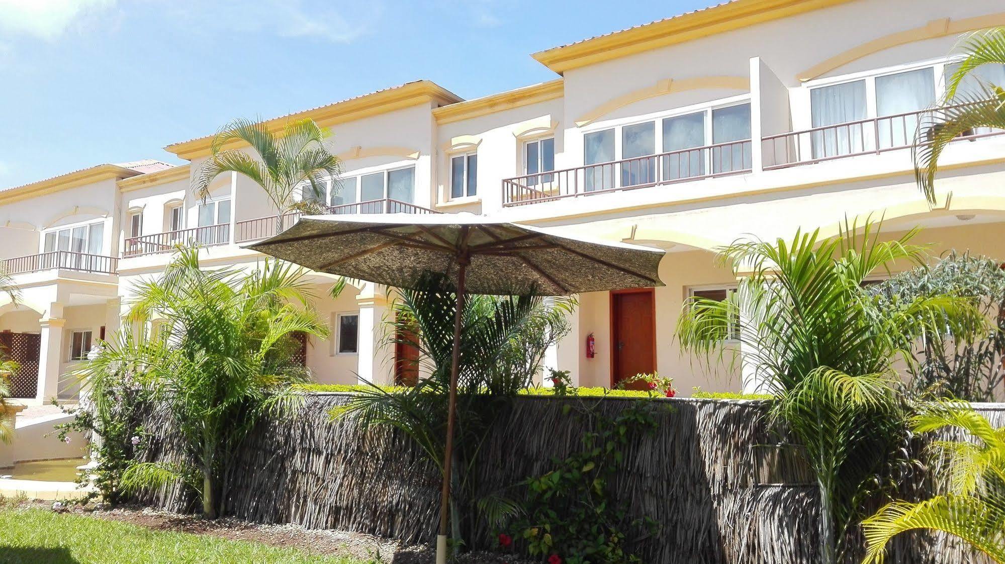 Hotel The Island