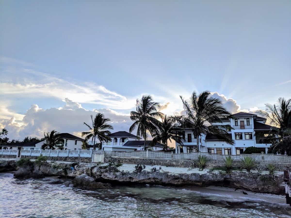 Kena Villa
