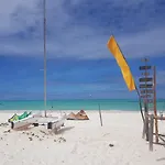 Utulivu House