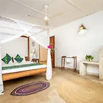 Maji Lodge