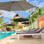 Zanpalm Boutique Hotel