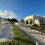 Jambo Beach Hotel