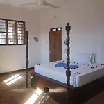 Wow Beach House