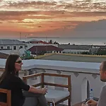 Maru Maru Hotel