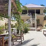 Freshi Residence