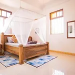 Malindi Rooftop Apartment With Big Terrace