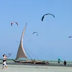 Mwananchi Bungalows