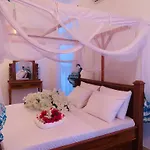 Majenzi Beach Villa