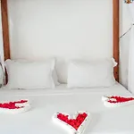 Dhow Resort