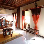 Horizon Palace