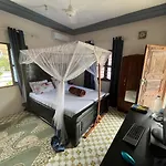 Anayah House