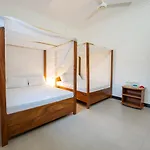 Savi House Nungwi