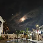 Vick Boutique Hotel With New Power Backup