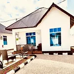 Mbuyu Uvi Apartment
