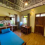 Lulu Bungalows