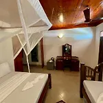 Mambo Ocean Resort