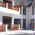 S&S Hotel