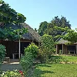 Jabar Lodge