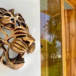 Lions Luxury Villa Zanzibar - Private Cook&Pool - Beach Front
