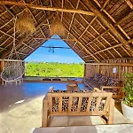 Mfumbwi Twins Villa