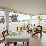 Stonetown View Hotel