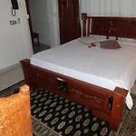 Al-Minar Hotel