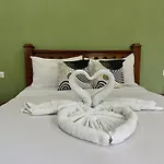 Cezere The Palm Hotel
