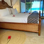 Lala Land Lodge