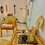 Nomad Cave- Stonetown