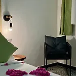 Opera Hotel