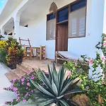 Maisha Ni Sasa Bungalows