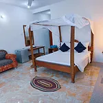 Tuna Nungwi Beach Bungalows