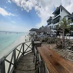Langi Langi Beach Bungalows