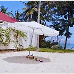 The Cliff Beach Apartment