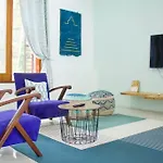 The Cliff Beach Apartment