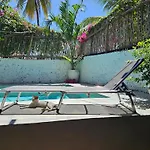 Mbaliparadise Guest Lodge Pemba
