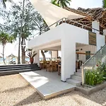 Seashore Beach Hotel