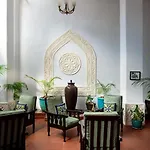 Kisiwa House