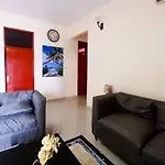 Zanzi Modern 2 Bed Apartment Gf