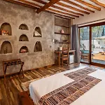 Casa Ananda Boutique Hotel