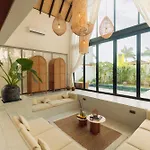 Paje Emerald Escapes
