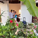 Zamu Beach Hotel