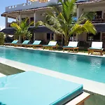 Pingwe Beach Apartments