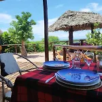 Monkey Mountain Lodge